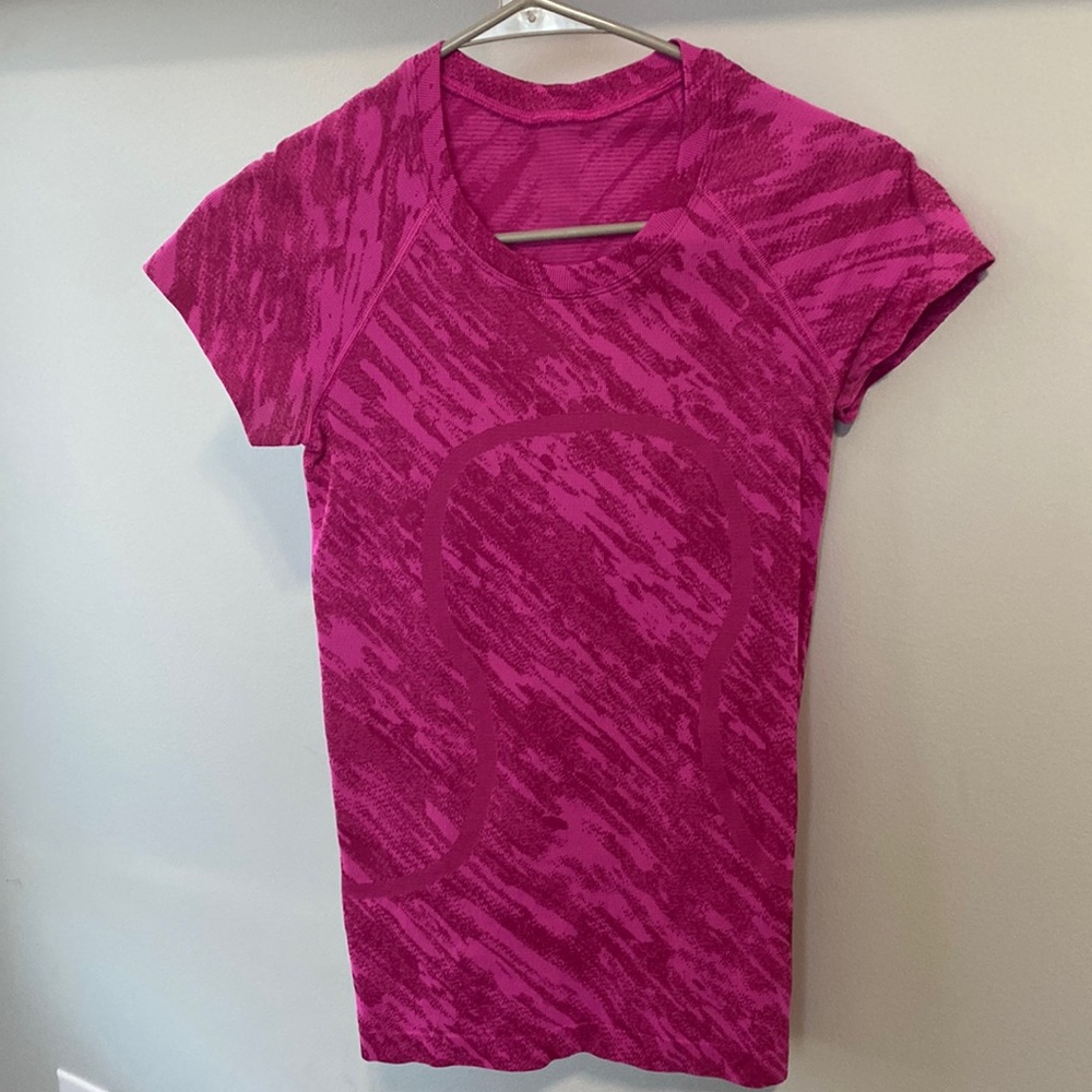 pink lululemon swiftly tech